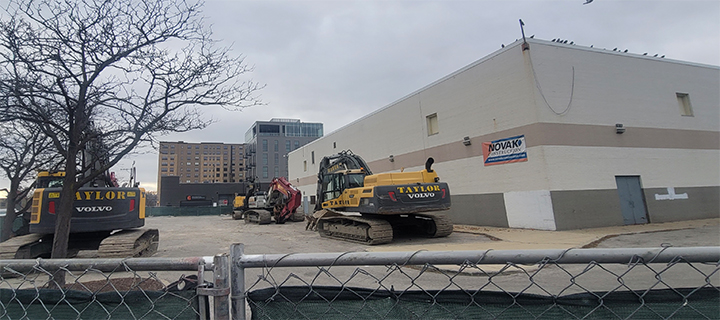 Former Sears Auto center slated for demolition on Chicago's Northwest Side